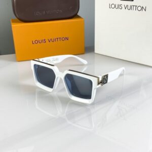 Louis Vuitton 15 Sunglasses