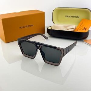 Louis Vuitton Grey Black 1502 Sunglasses