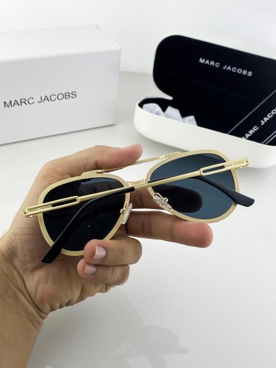 MARC JACOBS GOLD BLACK 517 - Image 4