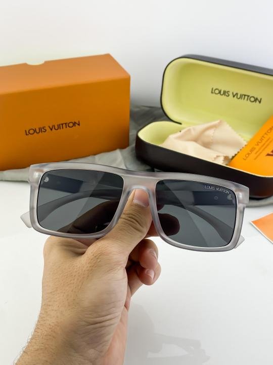 Louis Vuitton Grey 4577 Sunglasses - Image 3